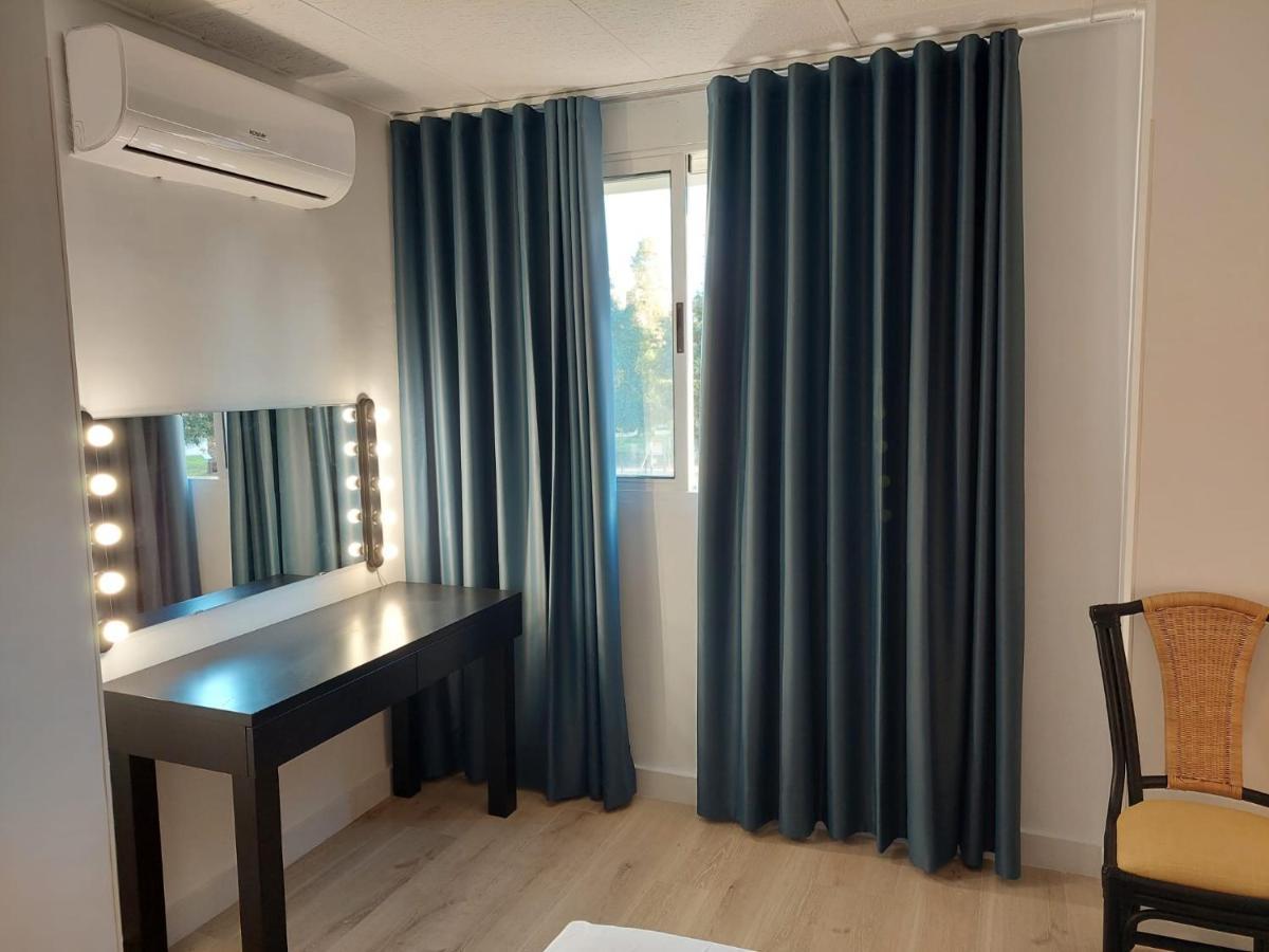 Hostal Garden Rous Paiporta Eksteriør bilde