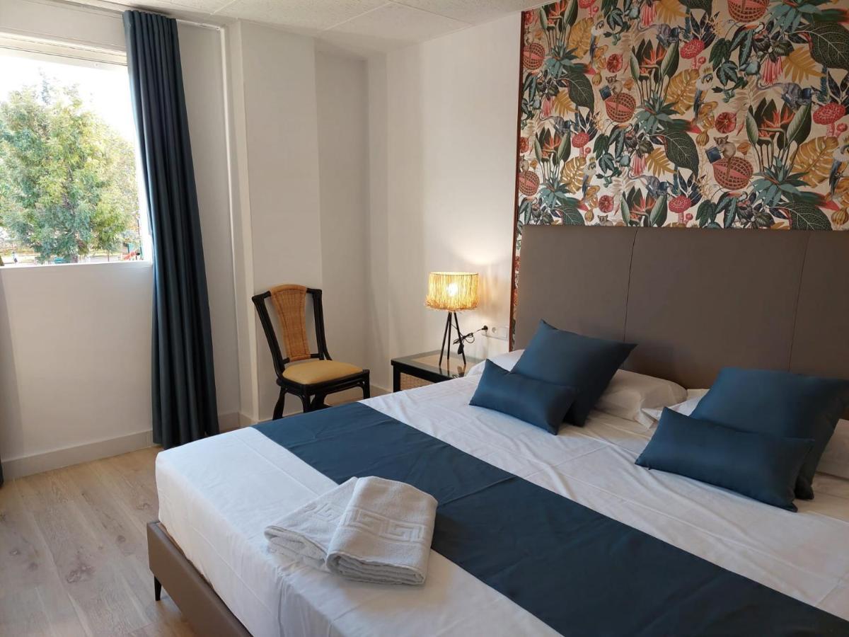 Hostal Garden Rous Paiporta Eksteriør bilde