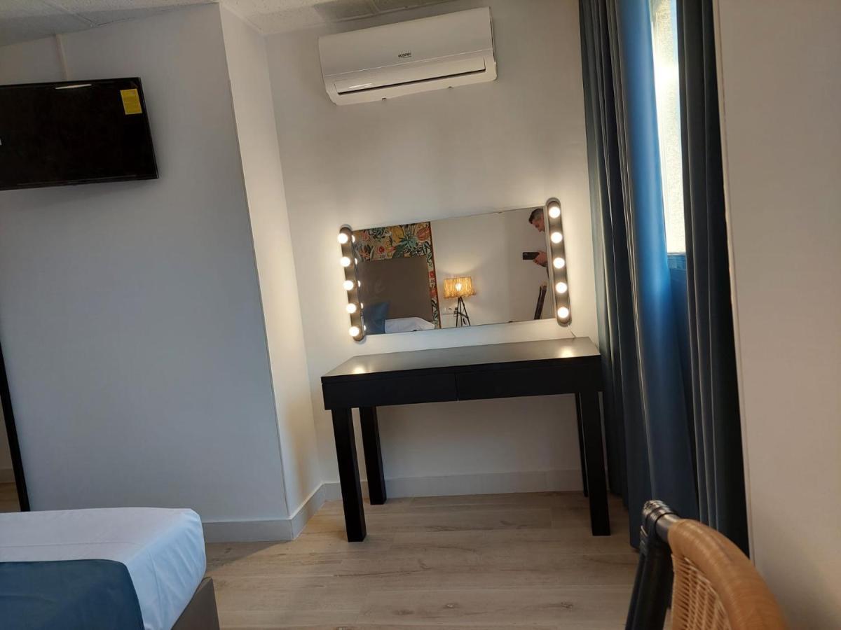 Hostal Garden Rous Paiporta Eksteriør bilde