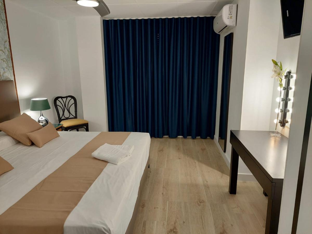 Hostal Garden Rous Paiporta Eksteriør bilde