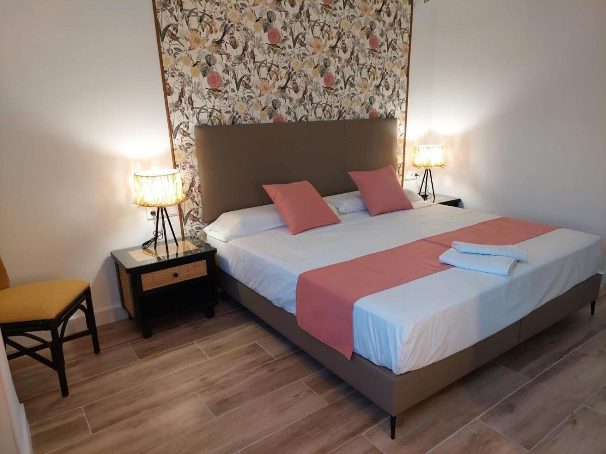 Hostal Garden Rous Paiporta Eksteriør bilde