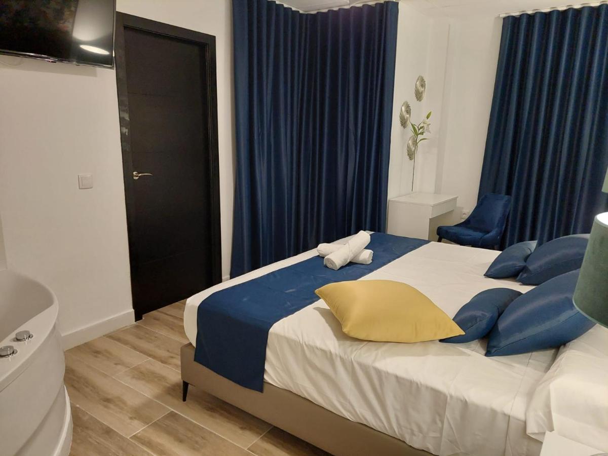 Hostal Garden Rous Paiporta Eksteriør bilde